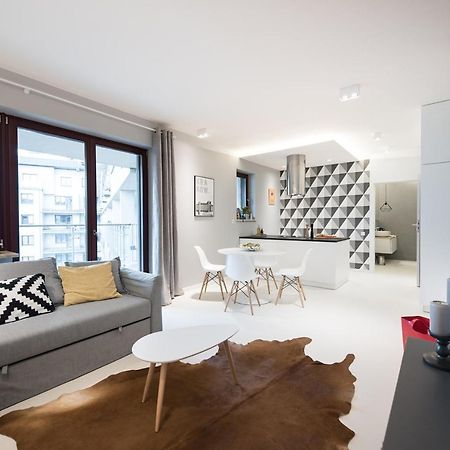 Premium Apartment For Old Town & Jewish Quarter - Balcony Plus Pool Onsite كراكوفيا المظهر الخارجي الصورة