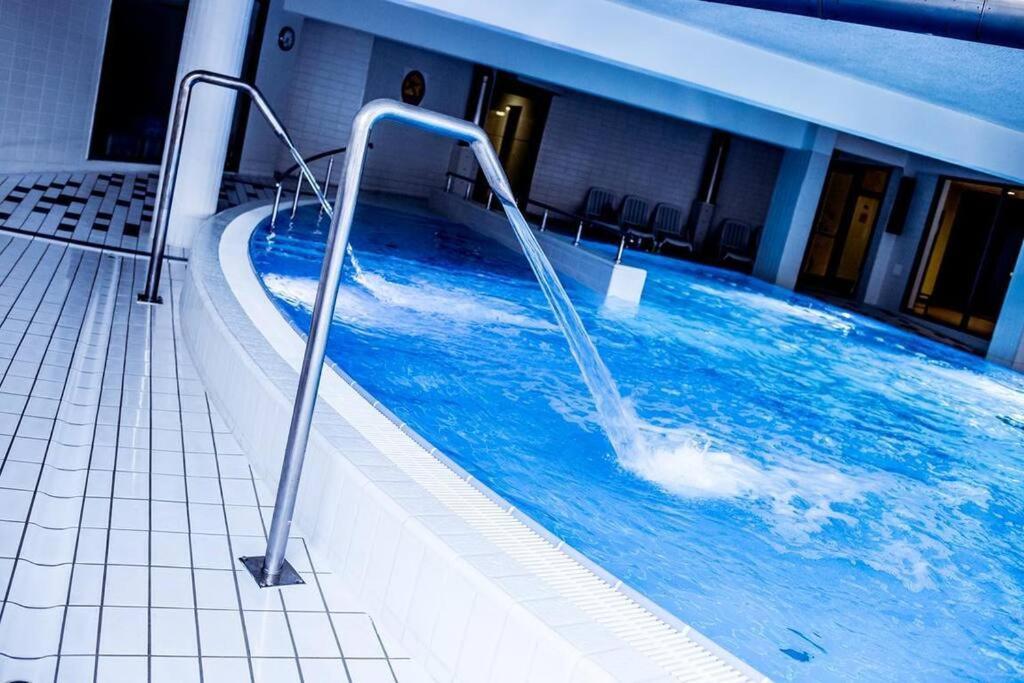 Premium Apartment For Old Town & Jewish Quarter - Balcony Plus Pool Onsite كراكوفيا المظهر الخارجي الصورة