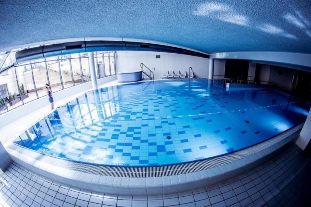 Premium Apartment For Old Town & Jewish Quarter - Balcony Plus Pool Onsite كراكوفيا المظهر الخارجي الصورة